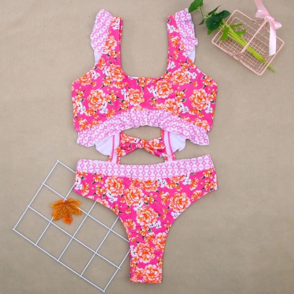 Fuchsia cut-out ruffled floral monokini one piece - Picture 4 of 7